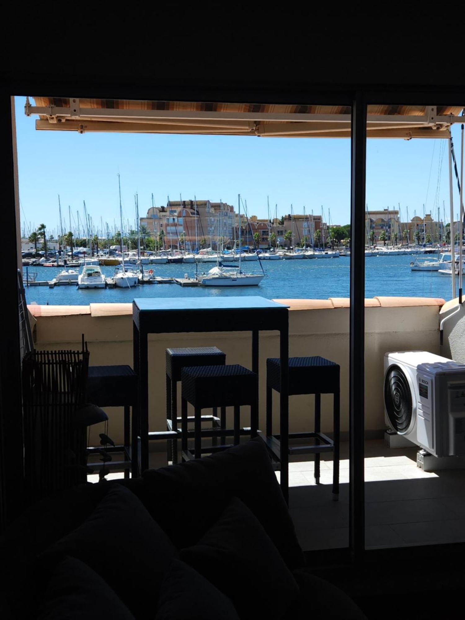 Confort Sur Le Port Gruissan Dış mekan fotoğraf